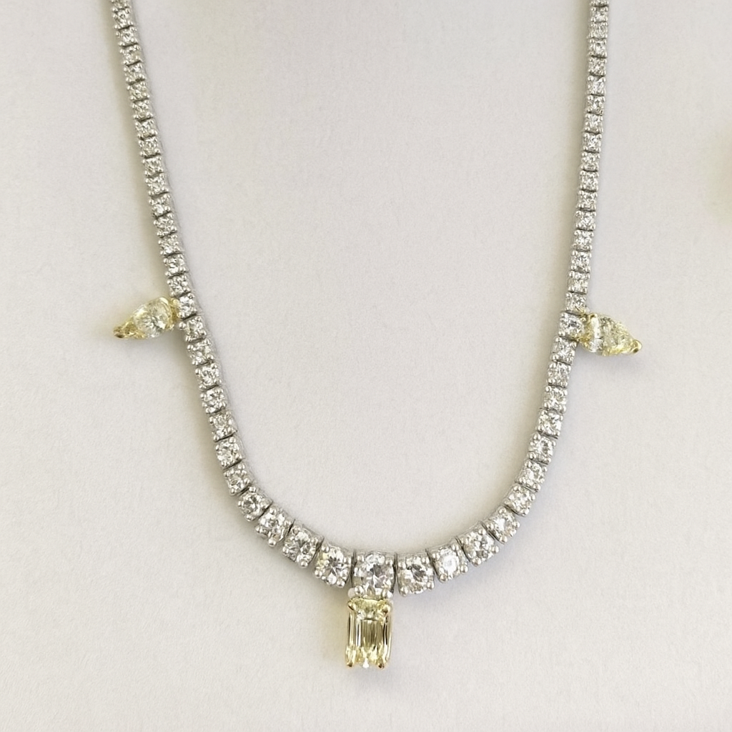 Pear 5.15 CT Emerald Cut Natural Diamond Necklace 14k White Gold (IGI)
