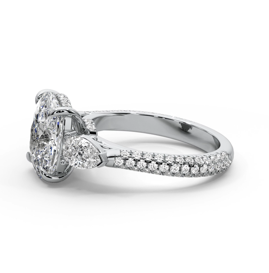 Cushion Cut 6.20 CT Lab Diamond Ring | 14K Gold | IGI Certified