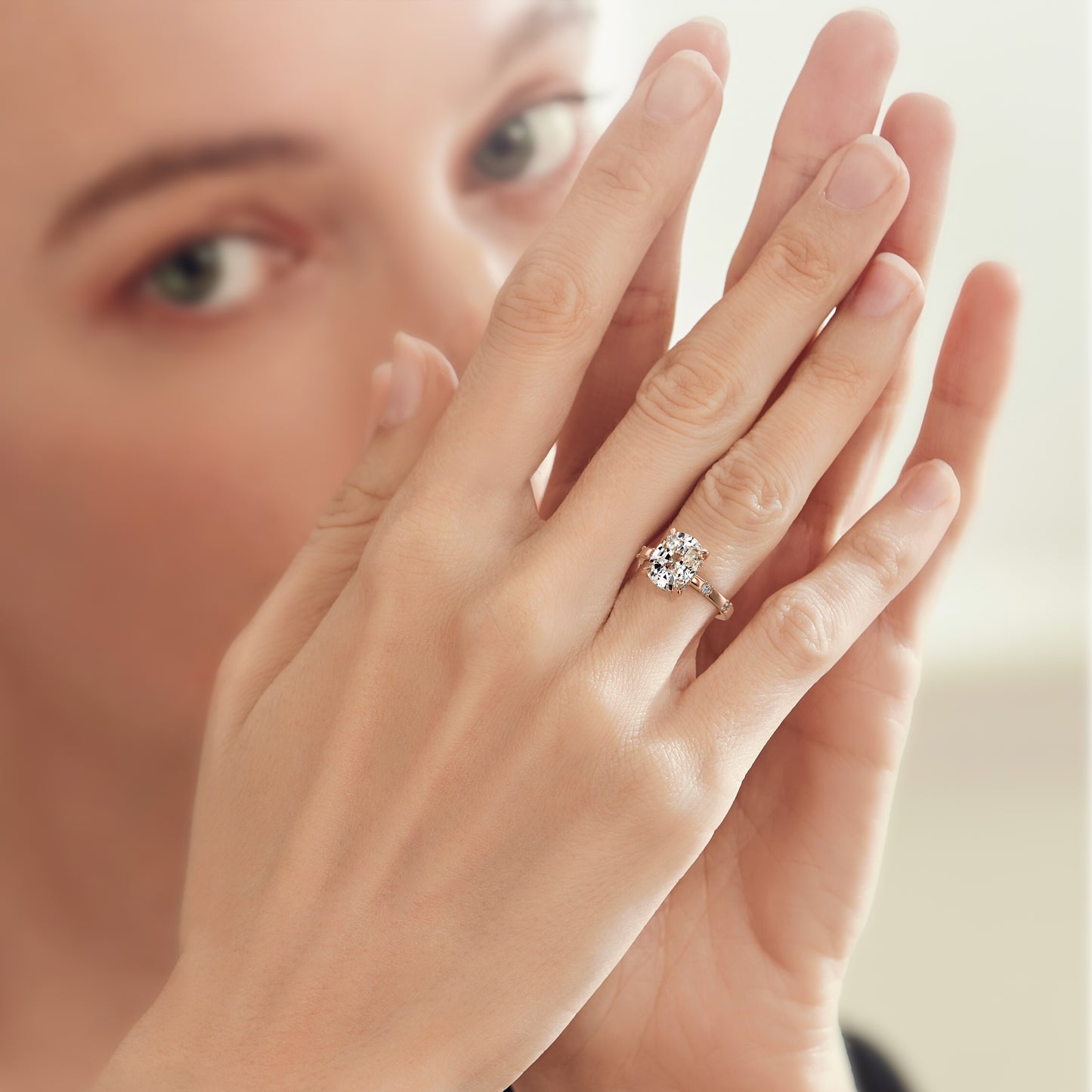 Cushion Cut 2.35 CT F VS2 Lab Diamond Ring in 14K Gold (IGI Certified)