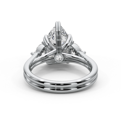 Pear Cut 3.00 CT F VS2 Lab Grown Diamond Ring in 14K Gold (IGI Certified)