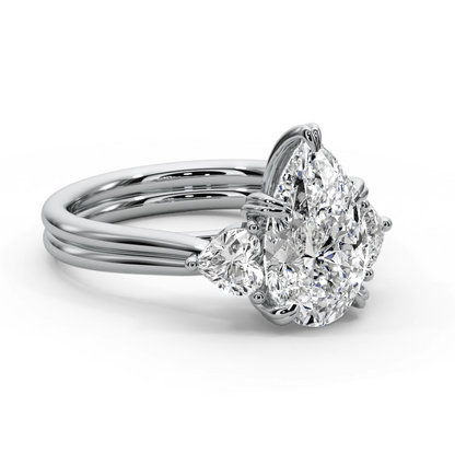 Pear Cut 3.00 CT F VS2 Lab Grown Diamond Ring in 14K Gold (IGI Certified)