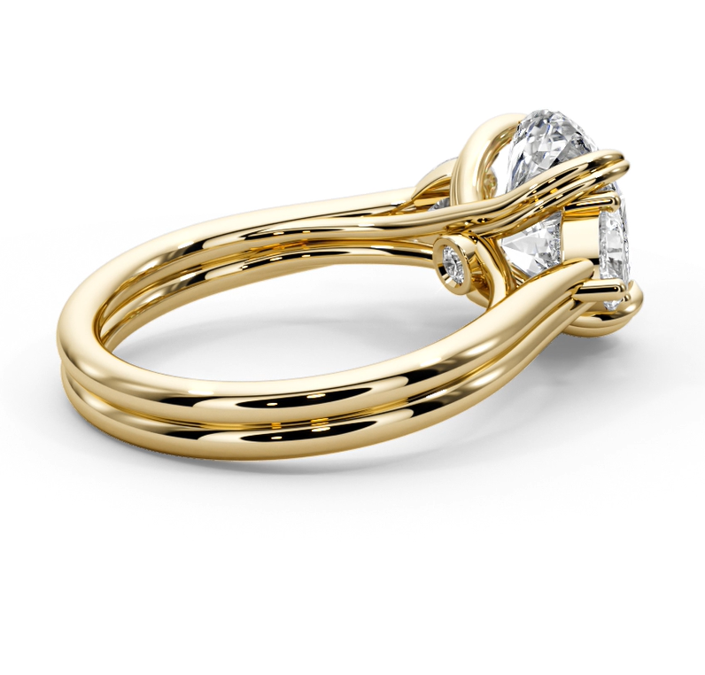Oval Cut 3.00 CT F VS2 Lab Grown Diamond Ring in 14K Gold (IGI Certified)