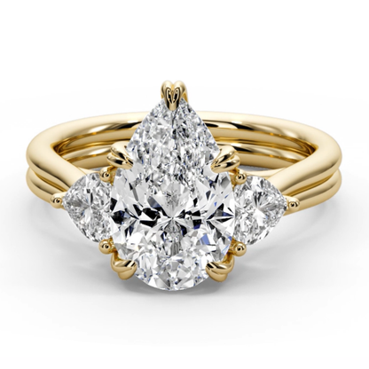 Pear Cut 3.00 CT F VS2 Lab Grown Diamond Ring in 14K Gold (IGI Certified)