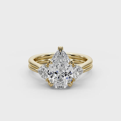 Pear Cut 3.00 CT F VS2 Lab Grown Diamond Ring in 14K Gold (IGI Certified)
